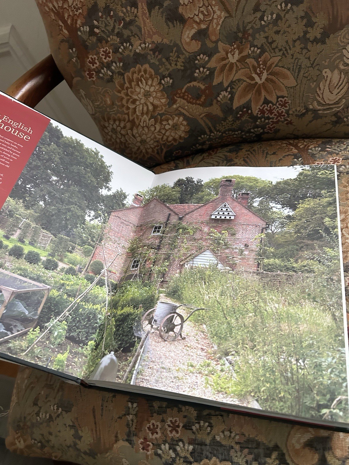 Perfect English Farmhouse By Ros Byam Shaw. 9781849758789