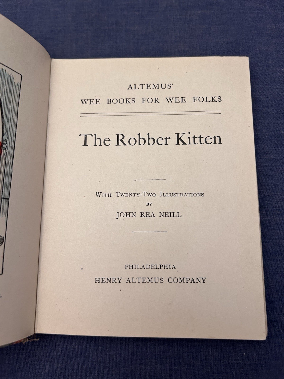 Antique 1920s The Robber Kitten by John Rea Neill Altemus Wee Book 5.5 x 4.5