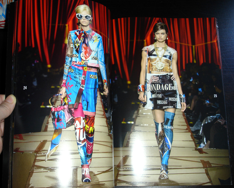 MOSCHINO Runway Show LOOKBOOK Fall 2017 Kendall Jenner STELLA MAXWELL Gigi Hadid