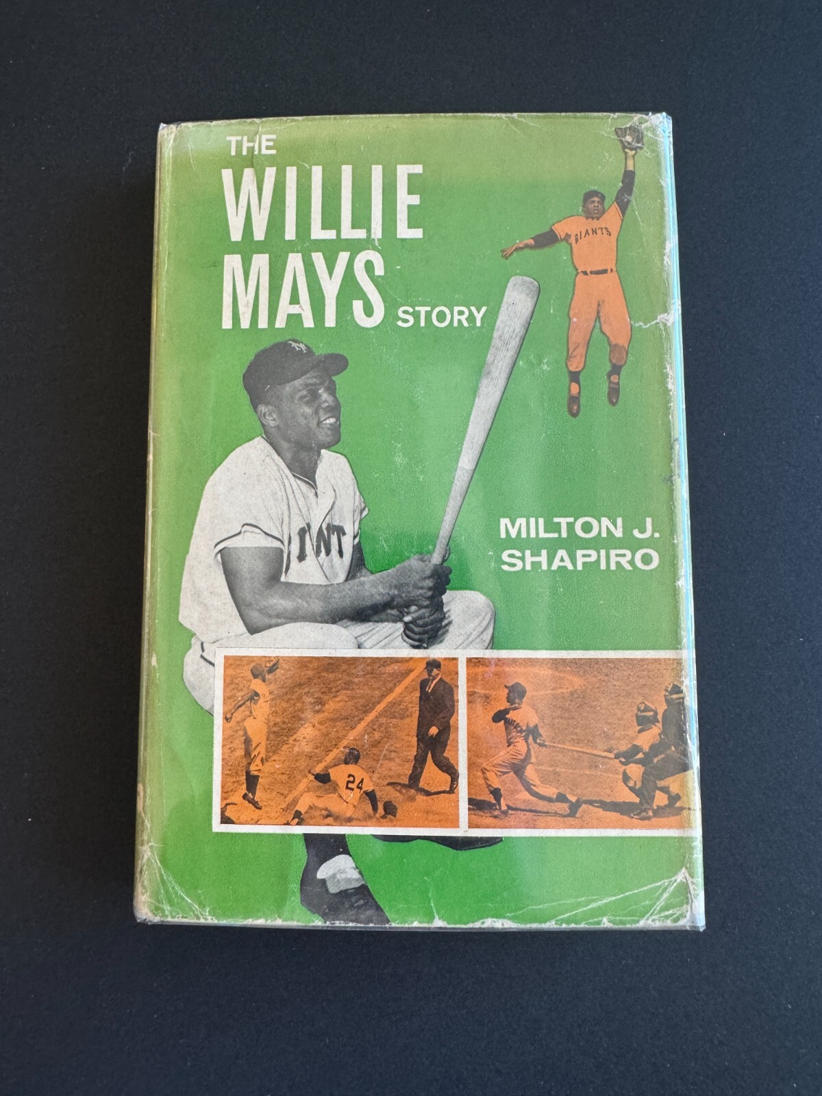 The Willie Mays Story Book, 1960 – 5.5″ x 8.25 » , 192 Pages