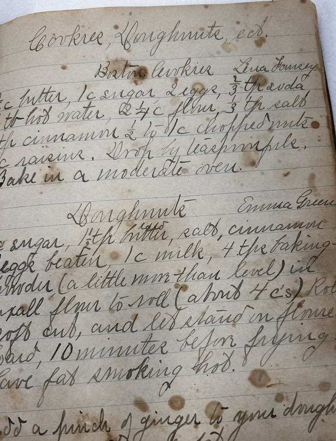 antique cookbook hand written recipes 7 x 8.5 note book sewn pages original 1916