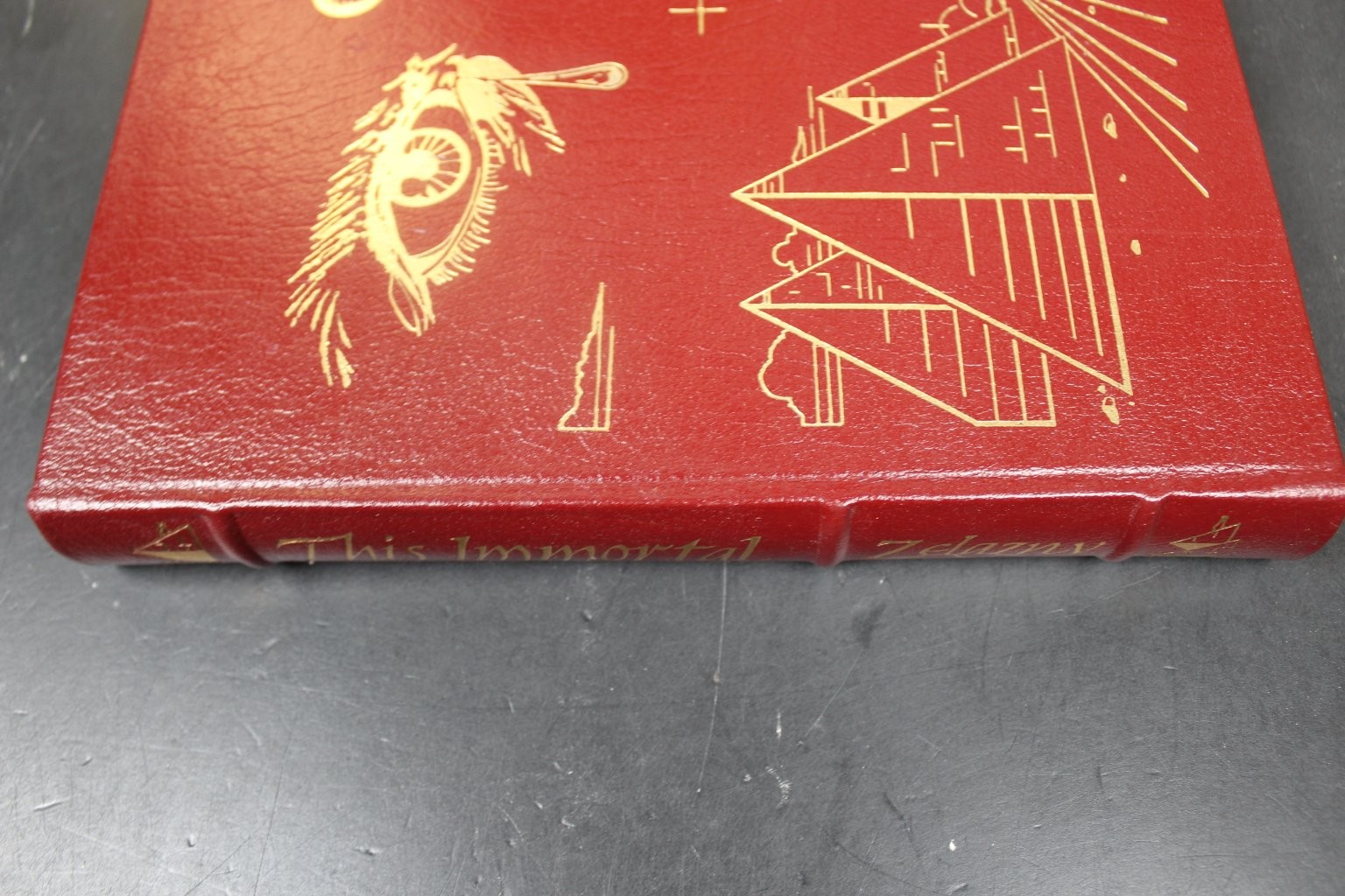 This Immortal Roger Zelazny 1986 Collector’s Edition Leather Easton Press SciFi