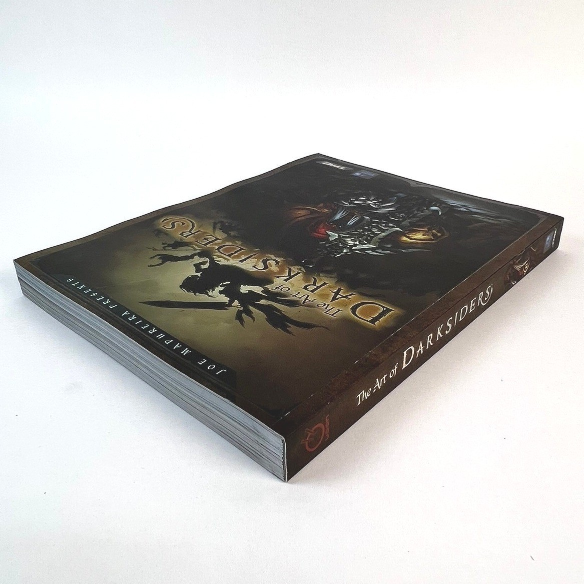The Art of Darksiders Joe Madureira Vigil Games Udon Entertainment Art Book 2010