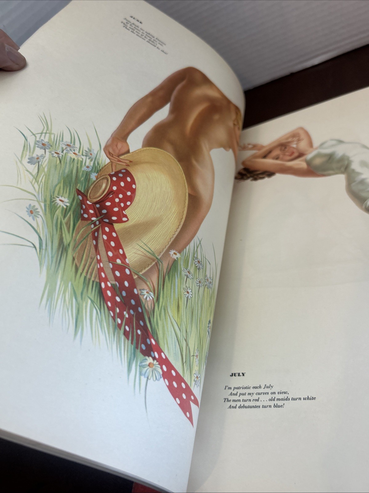 ESQUIRE MAGAZINE JANUARY 1942 – VARGA PINUPS – GREAT ADS – GREAT ART