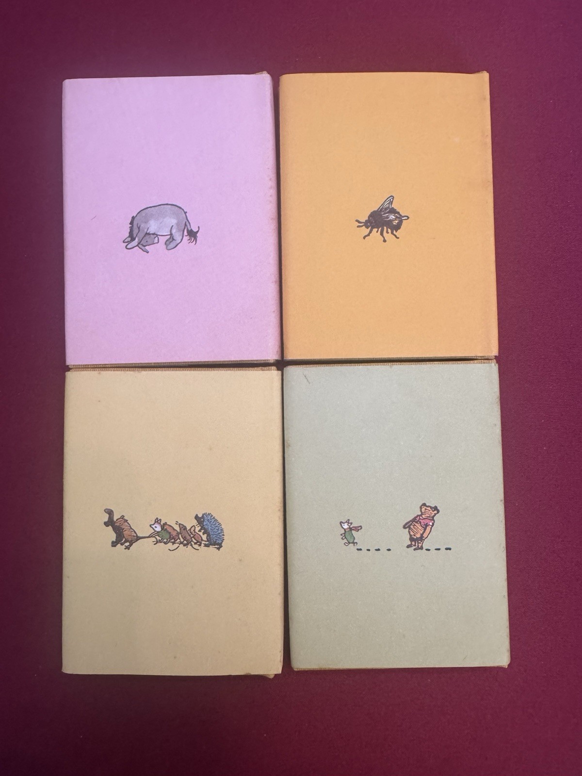 POOH’S POT O’HONEY 1968 Vintage Mini Book Set Boxed