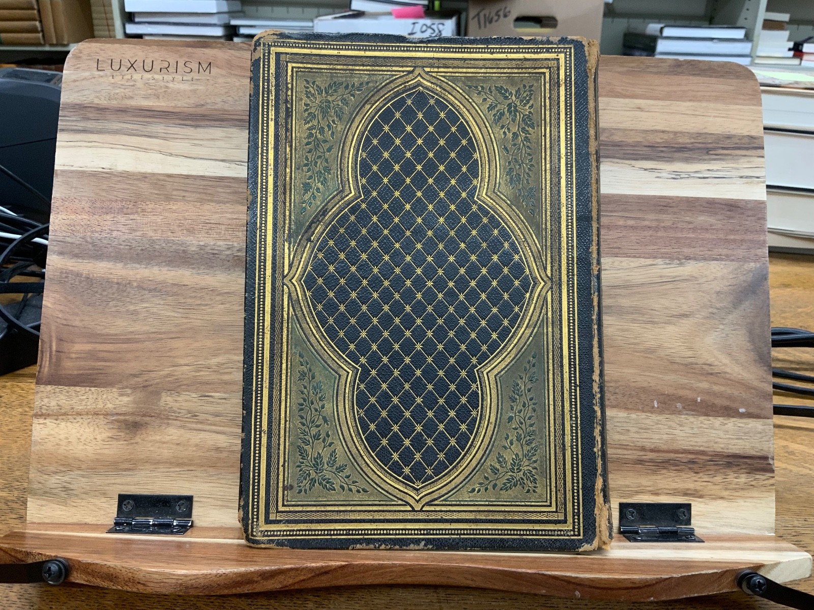 Leaflets of Memory An Illuminated Annual Gift Book for 1850 Reynell Coates