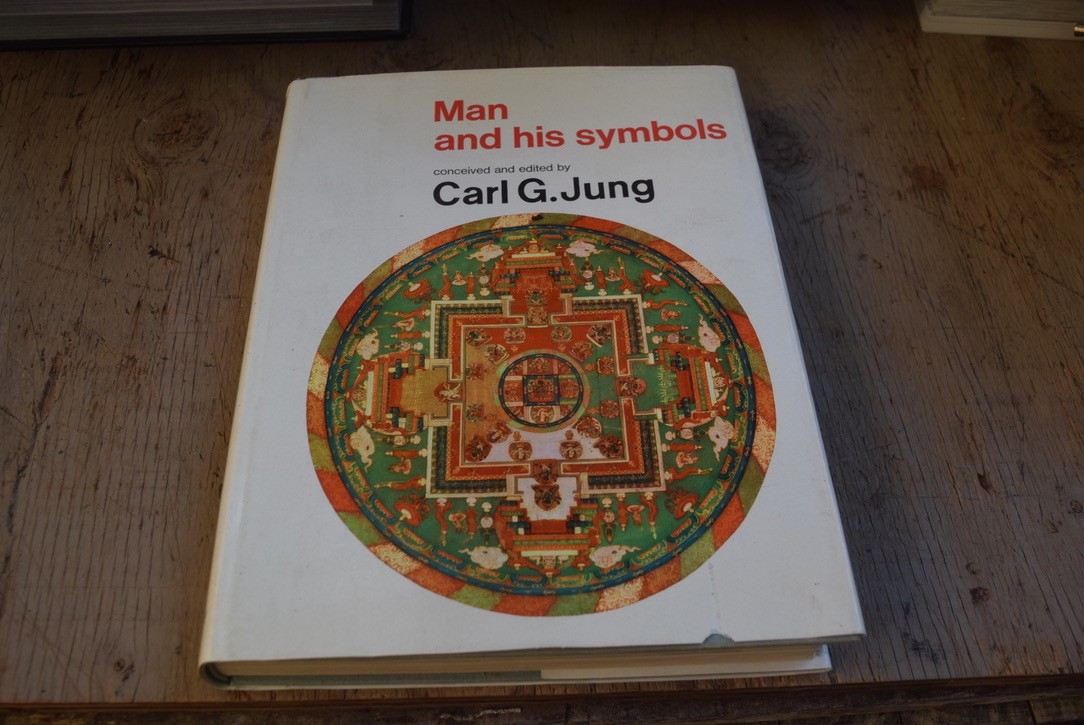 Man and His Symbols Carl G Jung 1971 HC/DJ VG