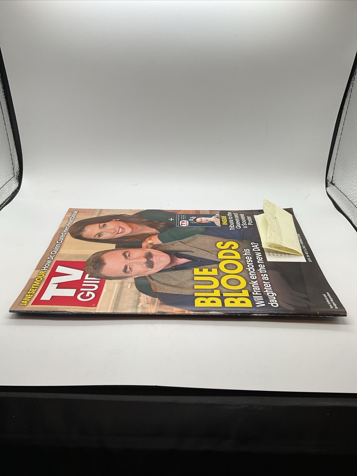 TV Guide Magazine – Sept 26-Oct 9 2022 – Double Issue – Blue Bloods