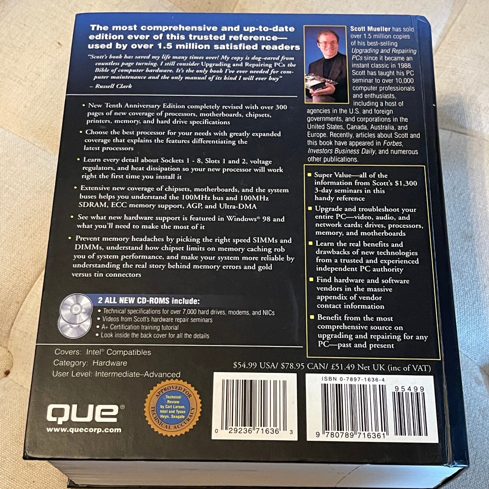 Upgrading and Repairing PCs 10th Anniversary Edition Scott Mueller Hardcover CD