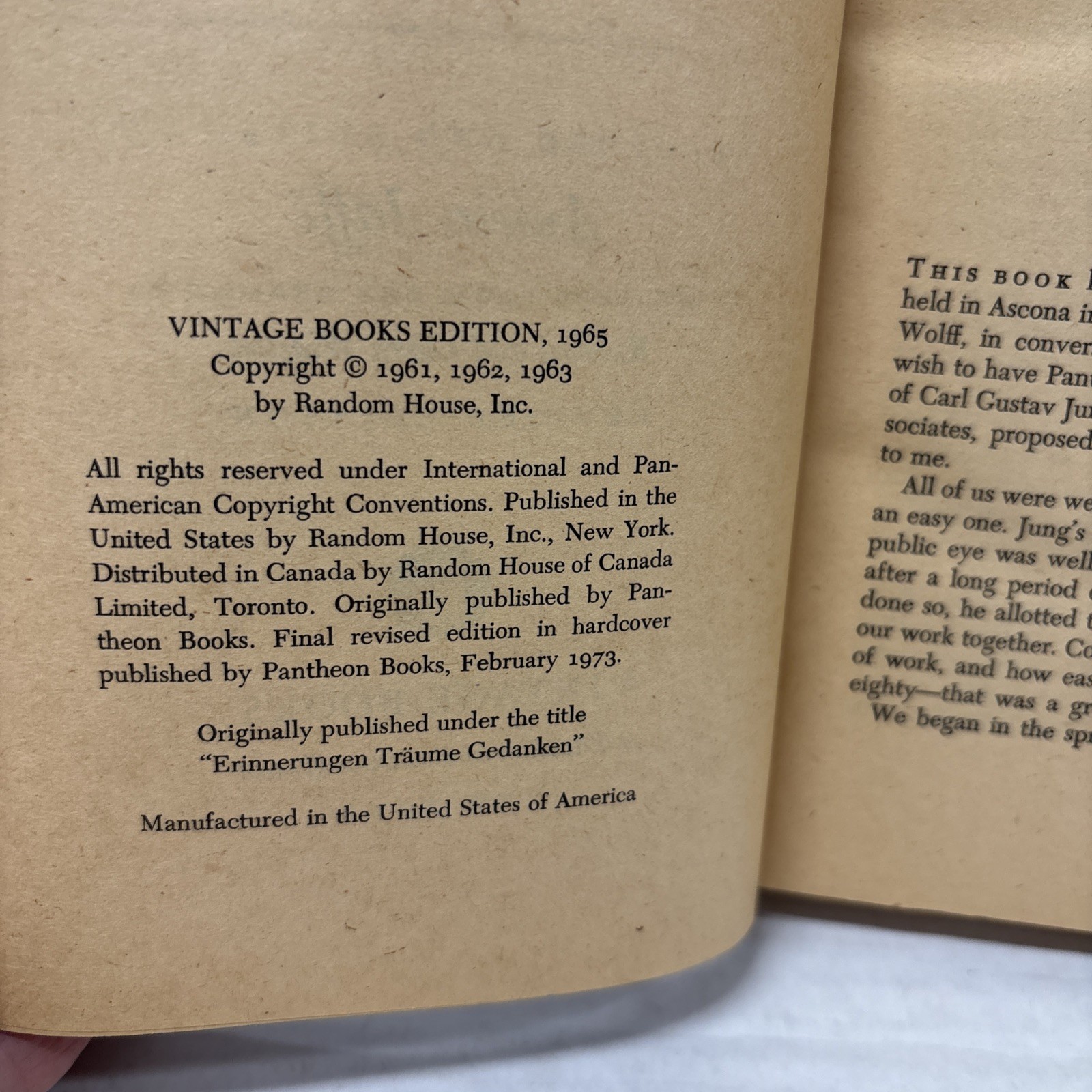 MEMORIES, DREAMS, REFLECTIONS- C. G. JUNG 1965 VINTAGE BOOKS EDITION 394-70268-9