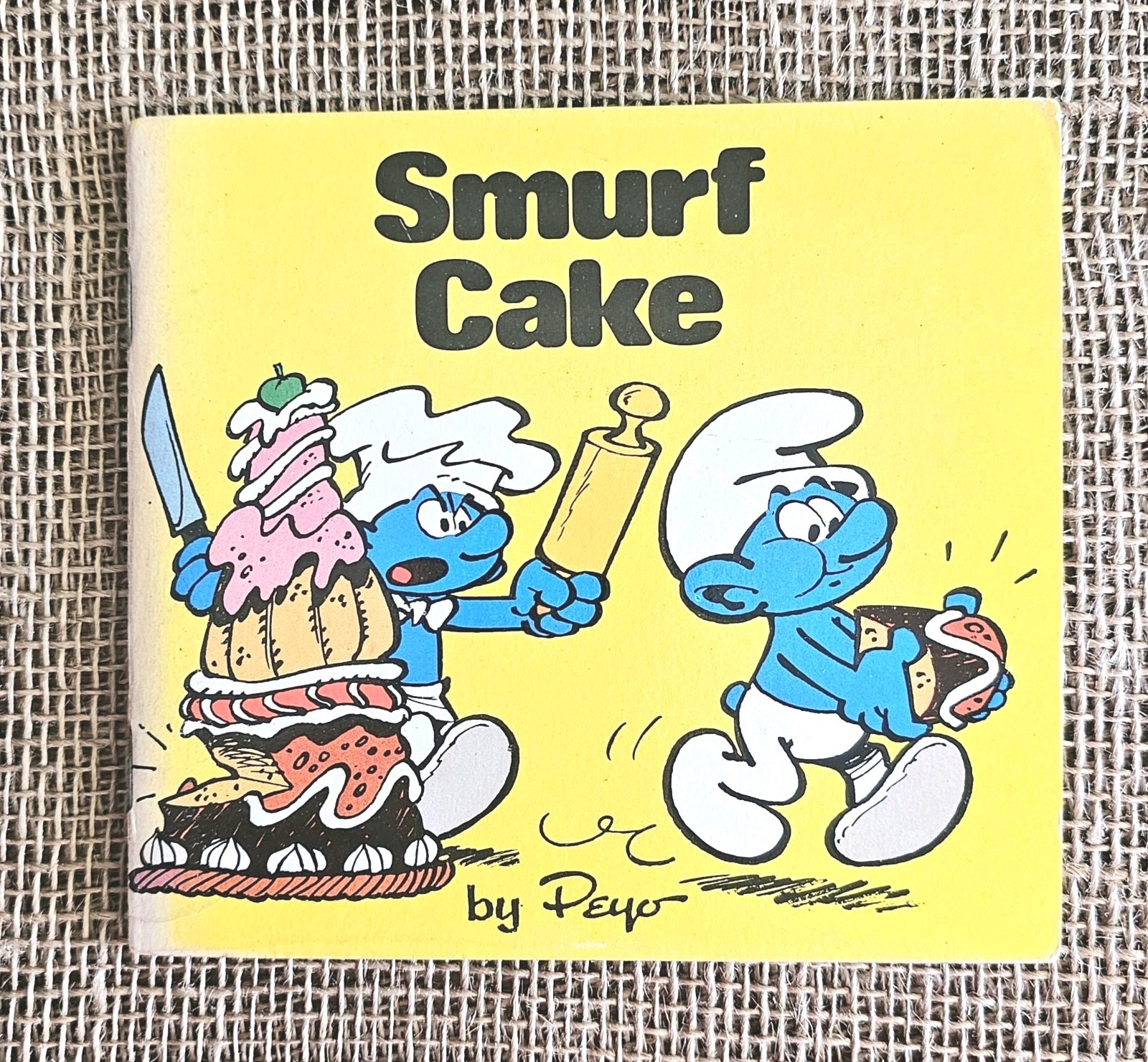1981 Smurf Cake By Peyo Smurf Paperback Book Random House 5″x5.5″