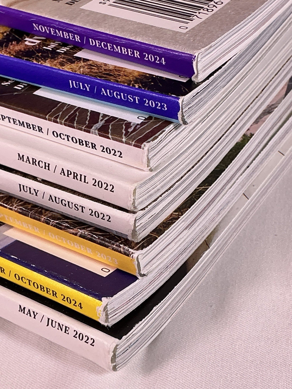 DWELL Lot x 8 (’22-’24) Magazine: At Home in the Modern World, Interior Design