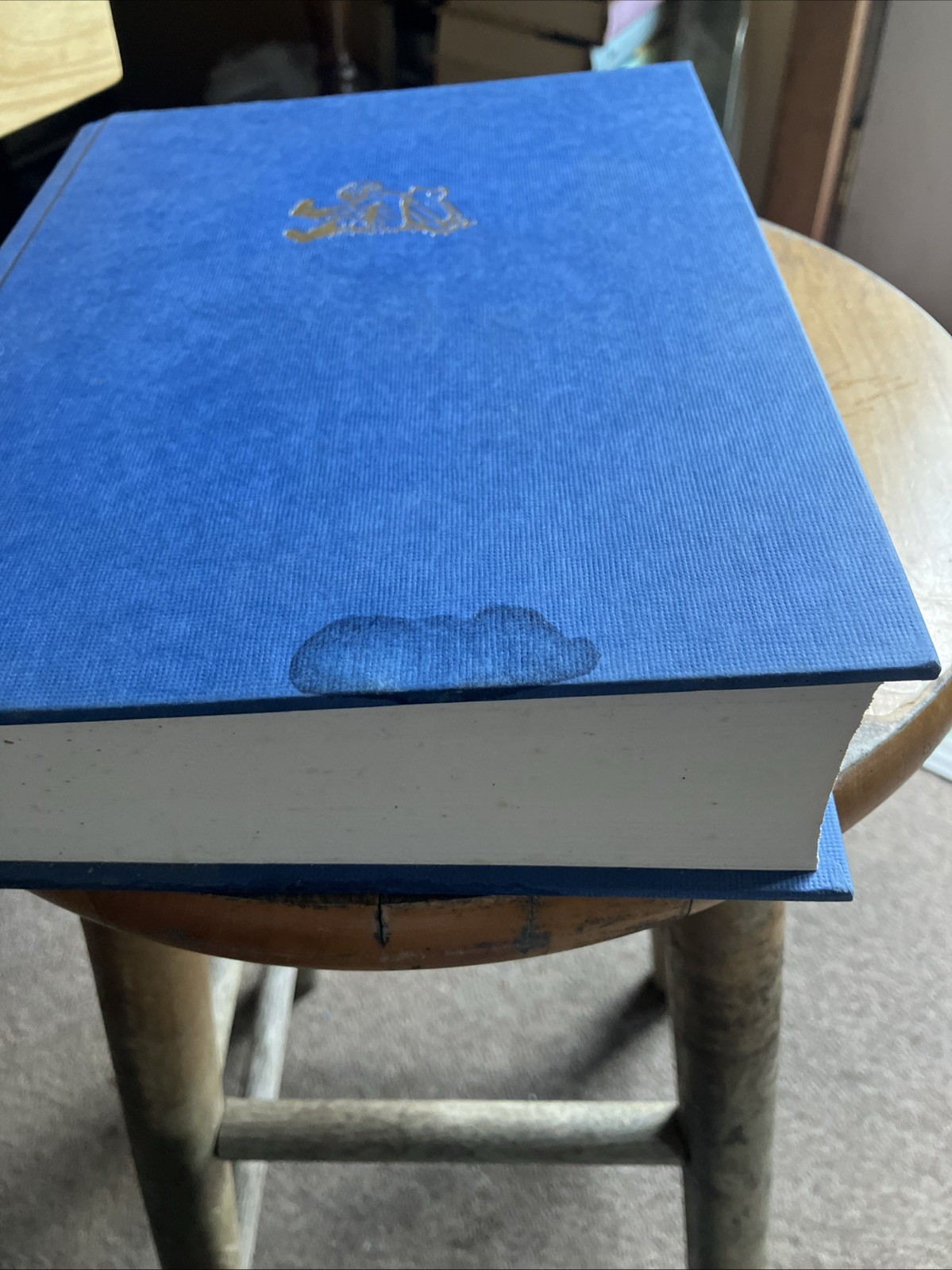 The Complete Tales of Winnie-the-Pooh Hardcover Book by A.A. Milne