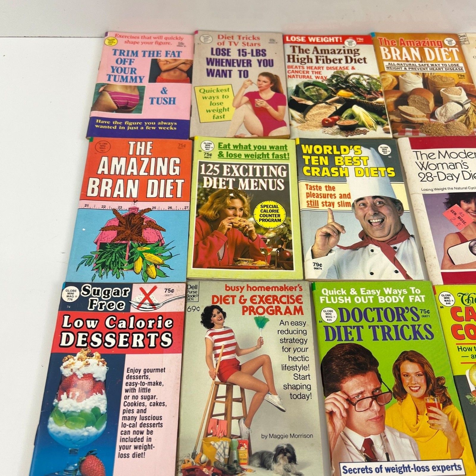17 Globe Mini Mag Dell Purse Book Diet Weight Loss Vintage Mini Books 1980s