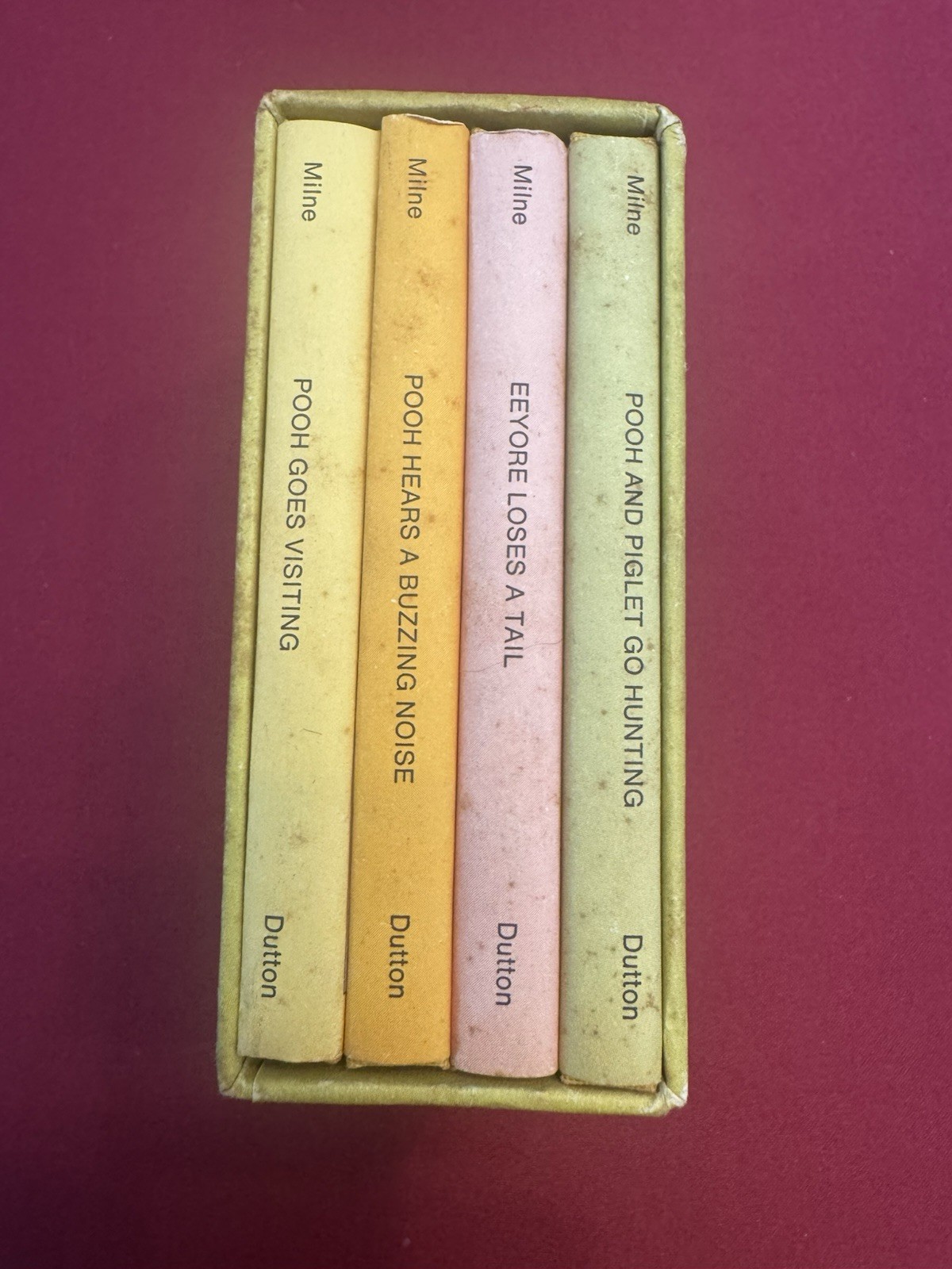 POOH’S POT O’HONEY 1968 Vintage Mini Book Set Boxed
