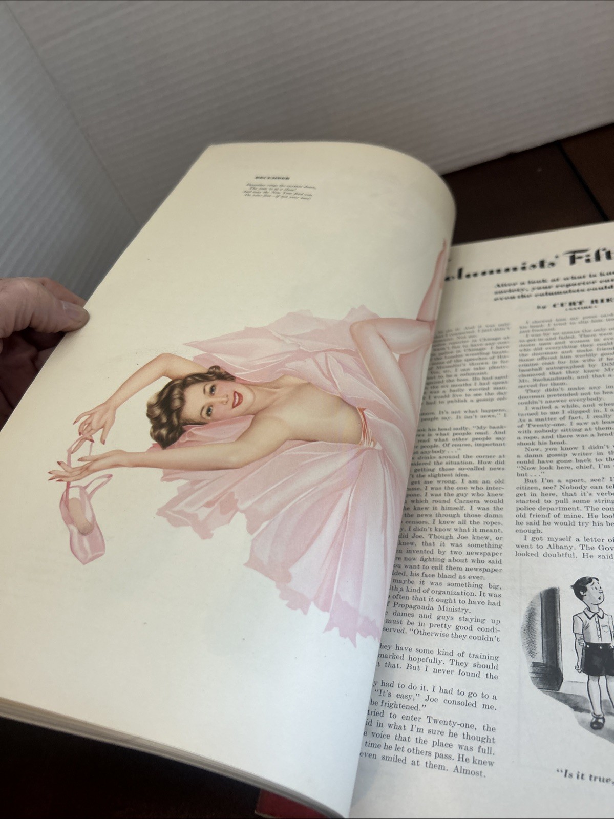 ESQUIRE MAGAZINE JANUARY 1942 – VARGA PINUPS – GREAT ADS – GREAT ART