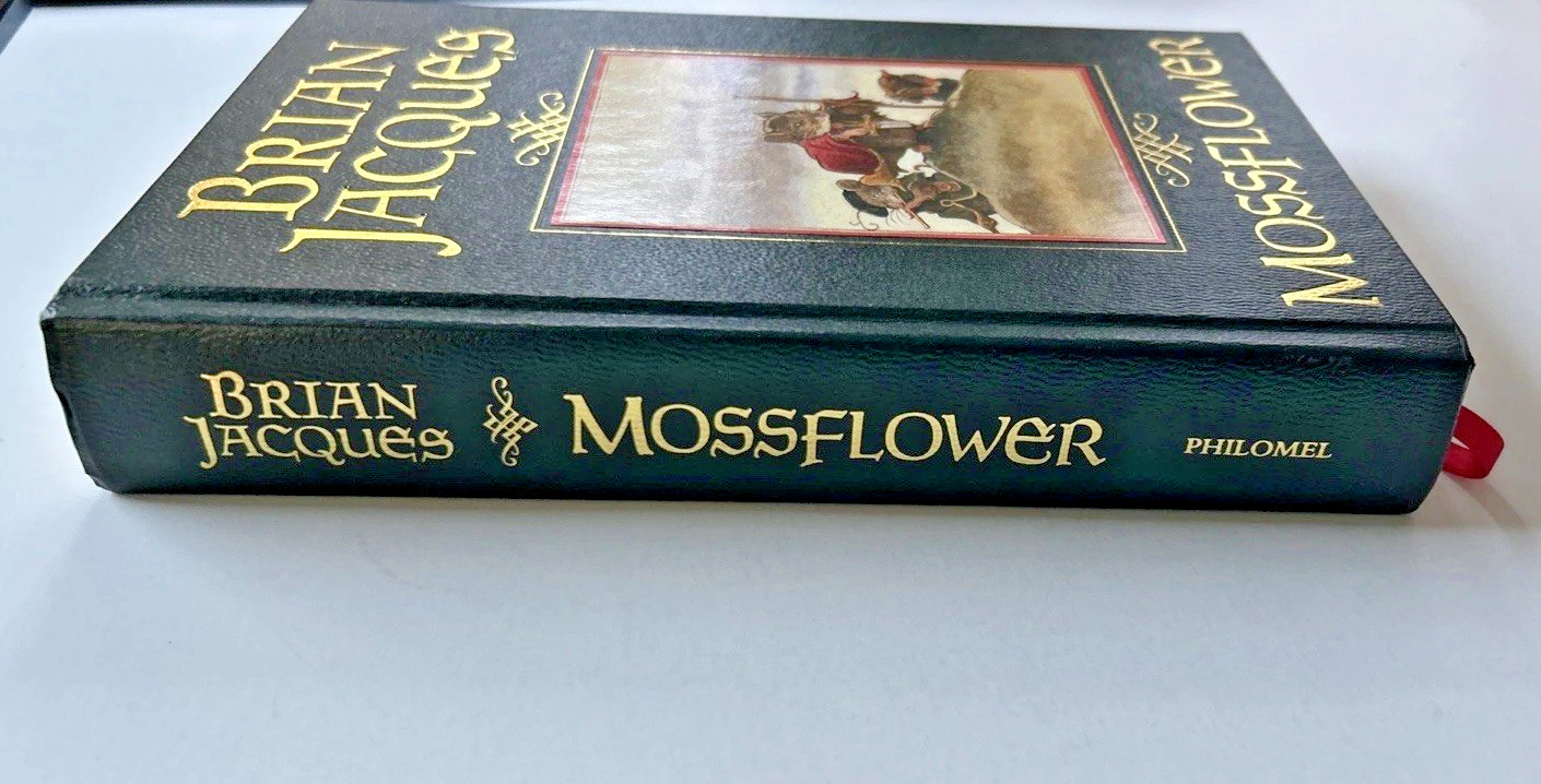 Mossflower Brian Jacques *Collector’s Edition* (2004, Hardcover) LIKE NEW