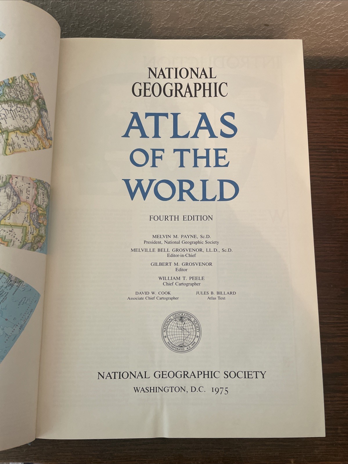 VTG National Geographic Atlas of the World 1975 oversized 12.25″x18.5