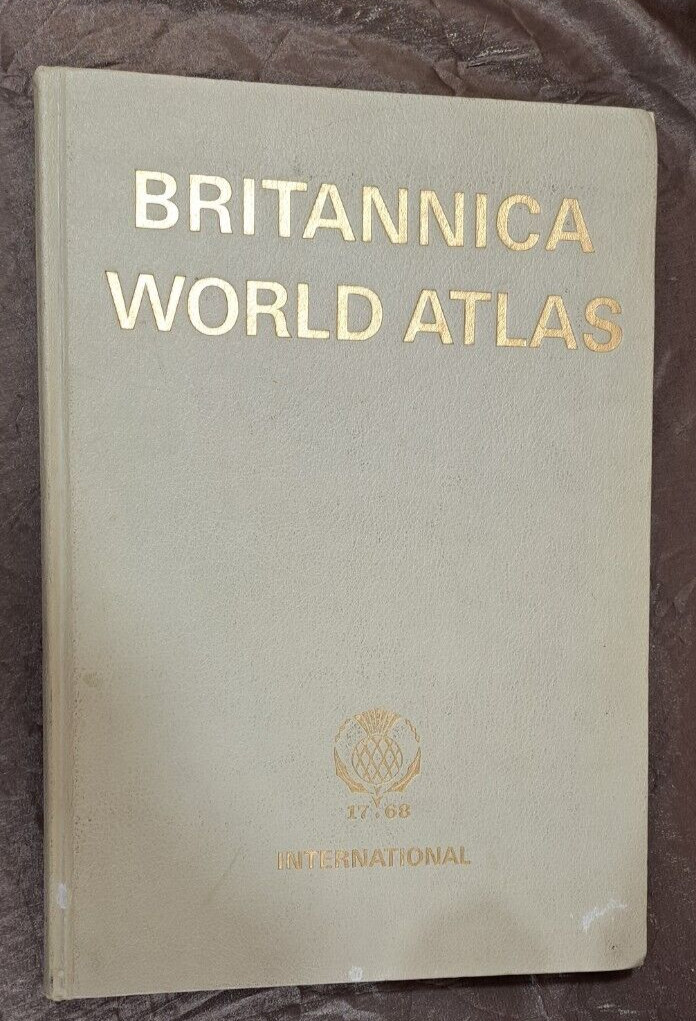 VTG 1967 BRITANNICA WORLD ATLAS INTERNATIONAL 17.68 – 367 PAGES W/FOLD OUT PAGES