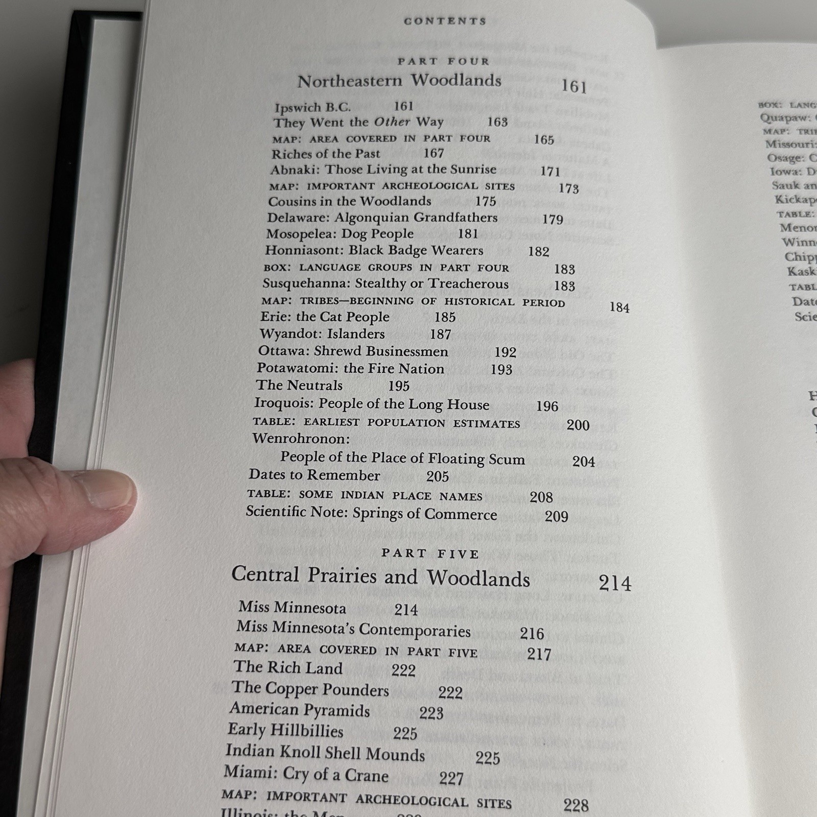 AMERICAN INDIAN ALMANAC John Upton Terrell HC 1994 Barnes & Noble AS SHOWN