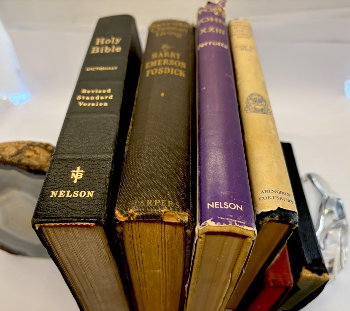 Lot 6 Vtg Bibles & Christian Books Message of Revelations 2 Mini New Testaments
