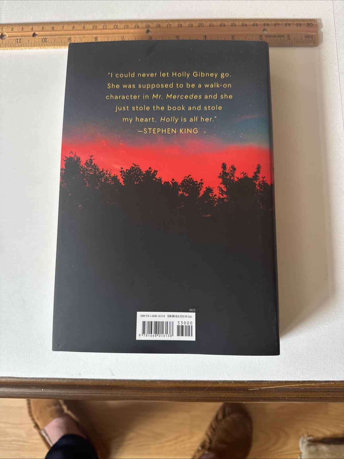 Holly by Stephen King – 1st Edition – 2023 Hardcover
