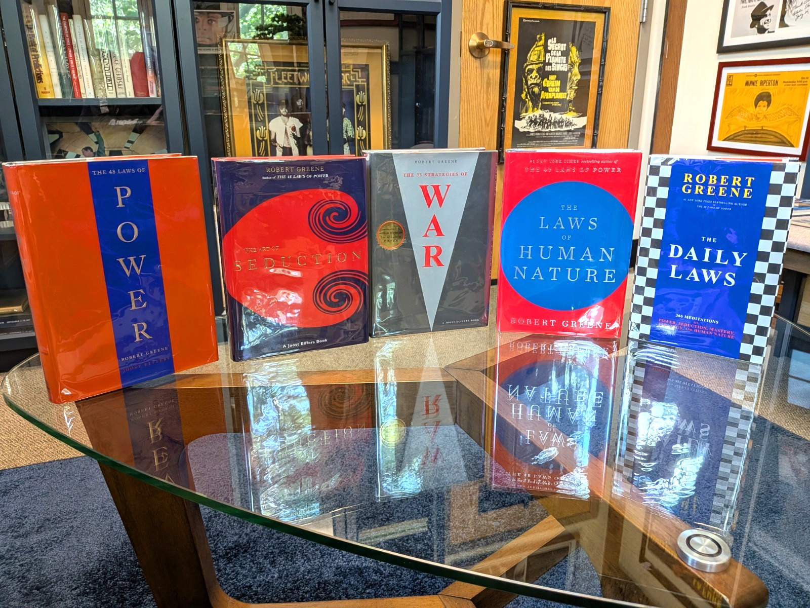 ONLY SET IN THE WORLD The 48 Laws of Power Robert Greene First Edition 1st Print