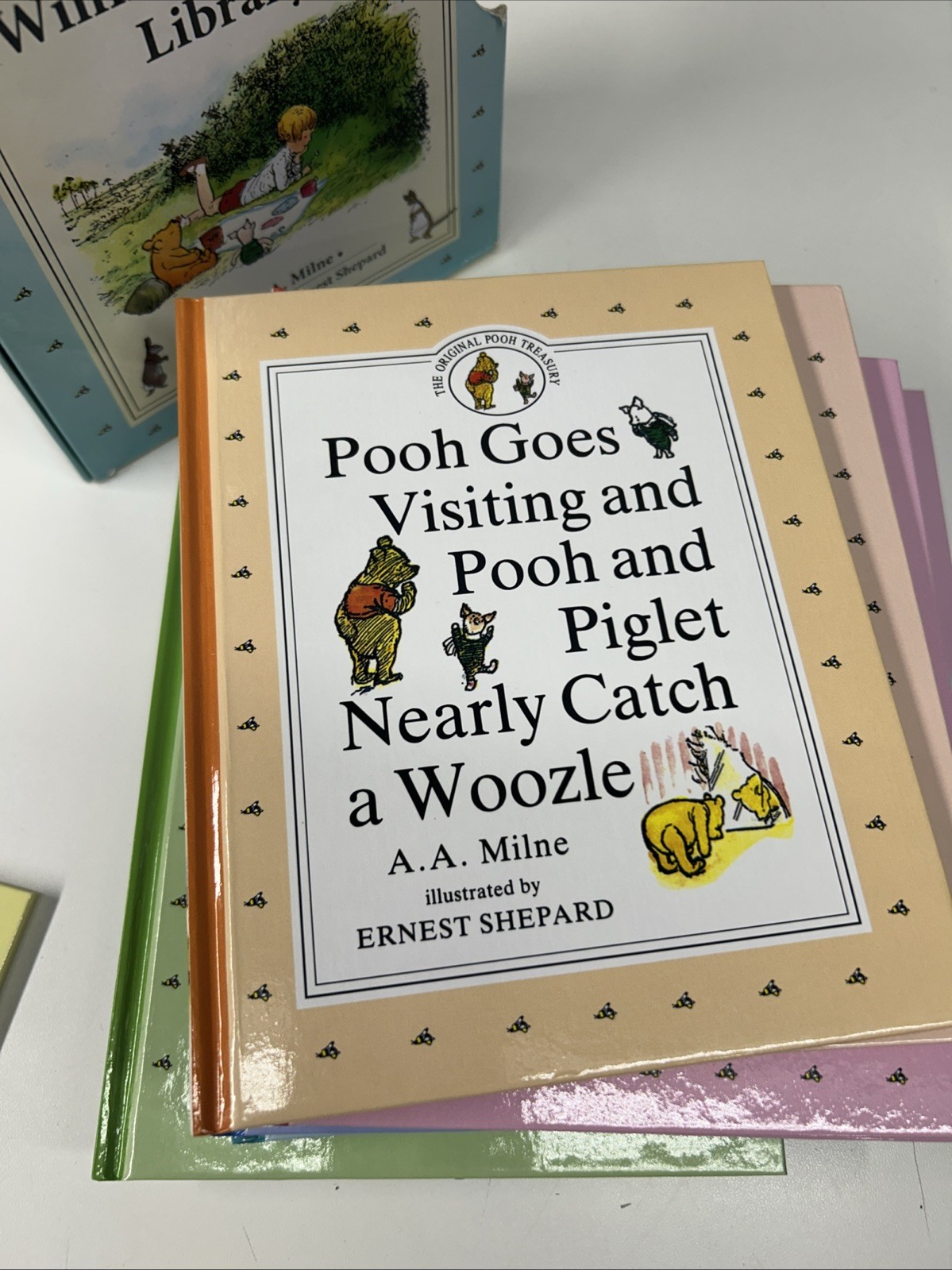 The Winnie-The-Pooh Library Original Pooh Treasury 12 Box Set A. A. Milne