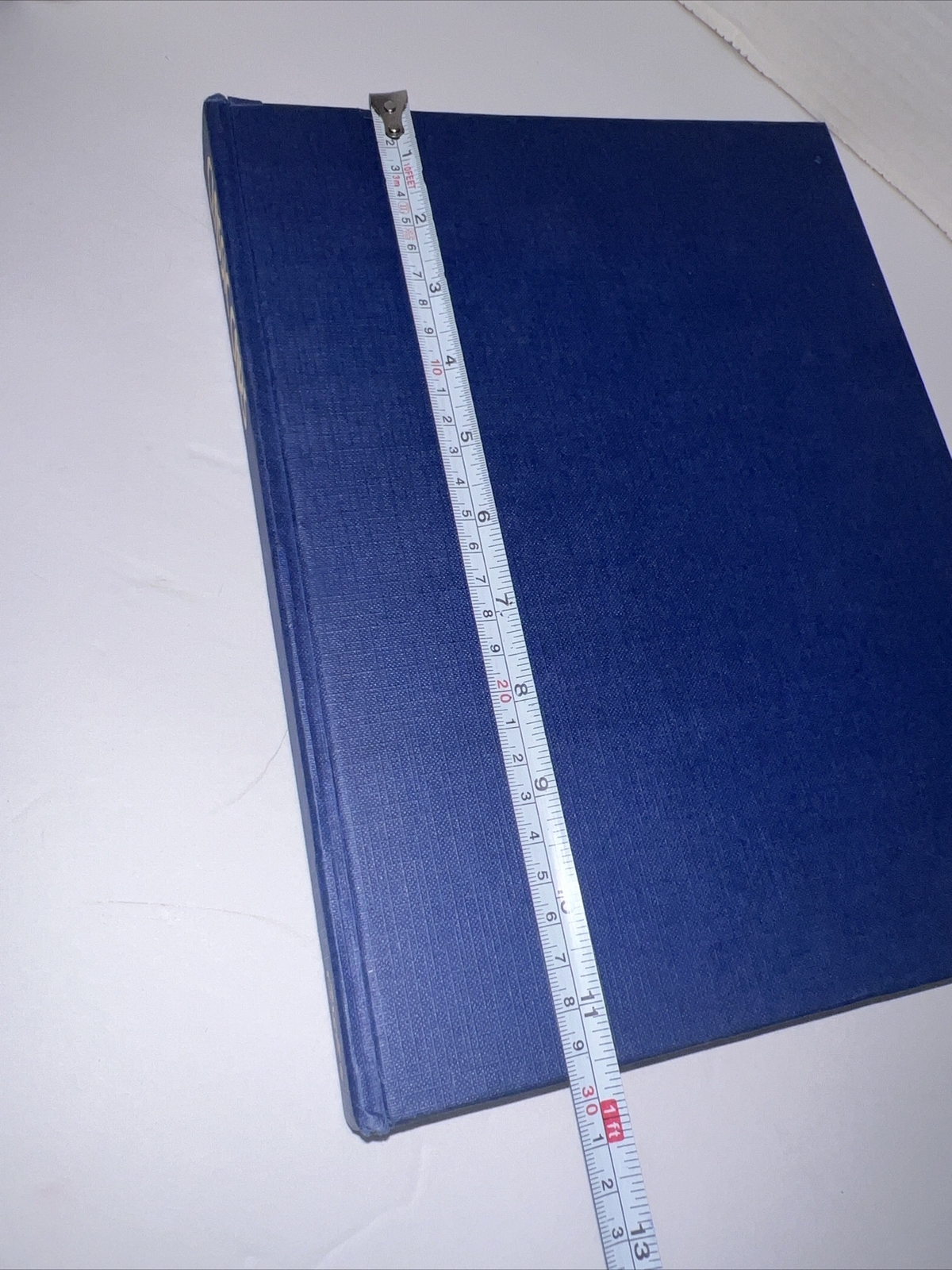 Beautiful Vintage Exeter 1983 Classic Cars Blue Hardcover Book 368 Pages
