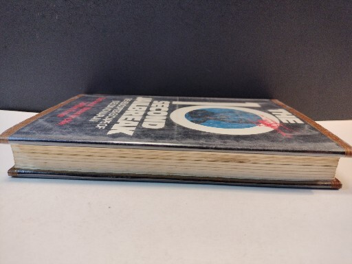 10 Second Jailbreak by Eliot Asinon 1973 1st Ed. HCDJ Ex-Library