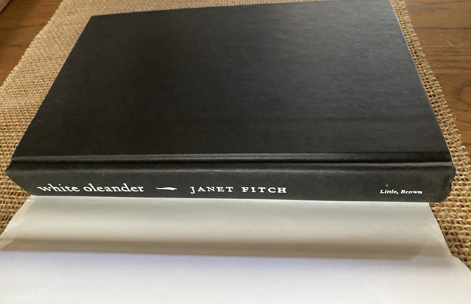 1999 White Oleander Book Janet Fitch First 1st Edition HCDJ VG