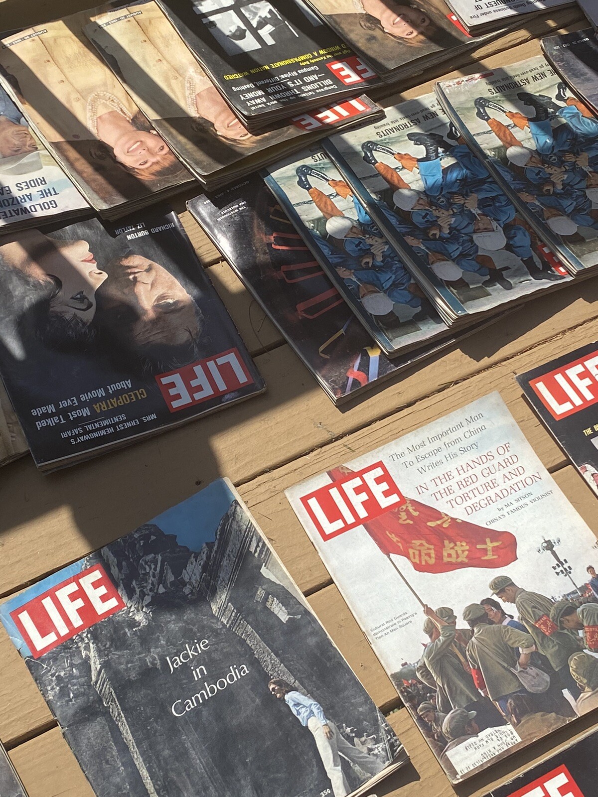 VTG LIFE Magazine:  Random Lot of 10 Magazines from 60s – early 1970s Sale!