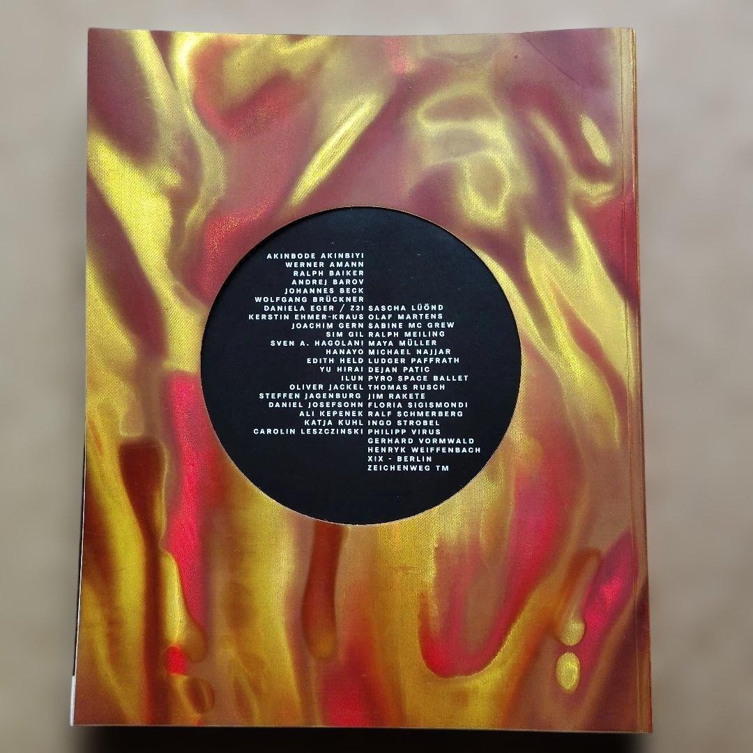 Surreality Localizer 1.2 Art Book Rober Klanten Andreas Peyerl