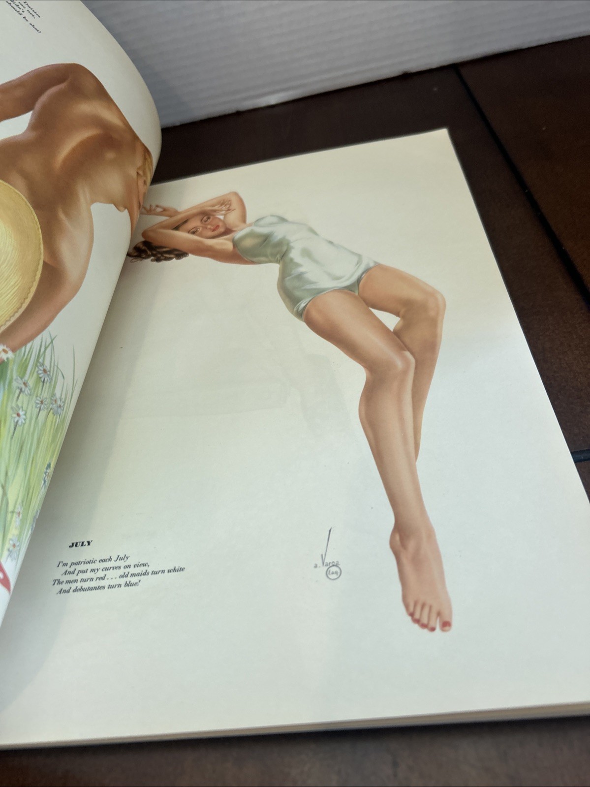 ESQUIRE MAGAZINE JANUARY 1942 – VARGA PINUPS – GREAT ADS – GREAT ART