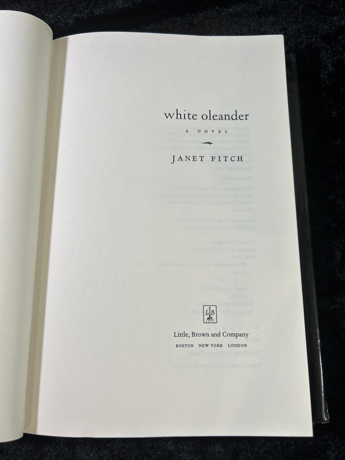 White Oleander – Janet Fitch (1999, Hardcover, Dust Jacket)