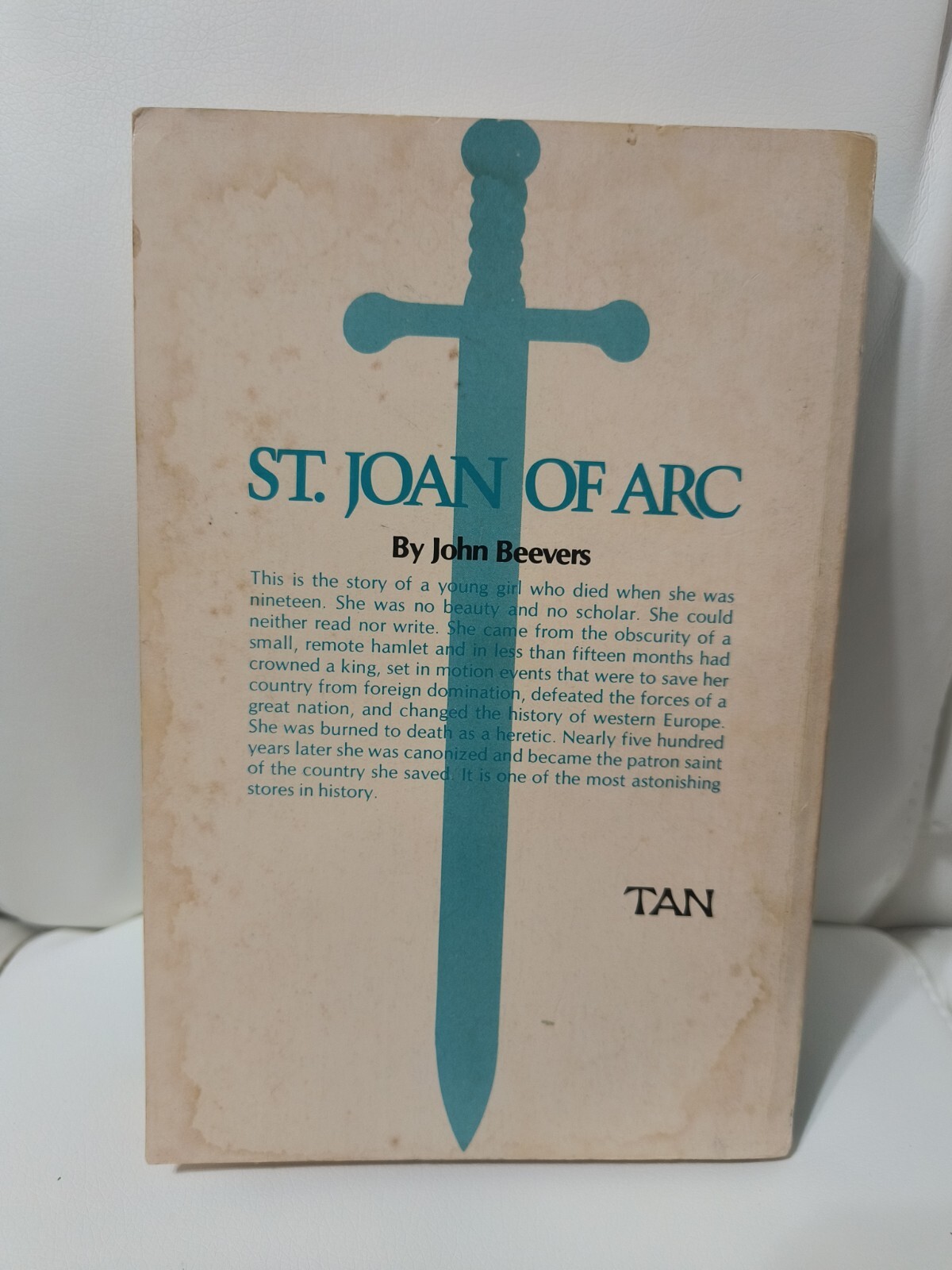 Vintage 1981 St. Joan of Arc by John Beevers Softcover