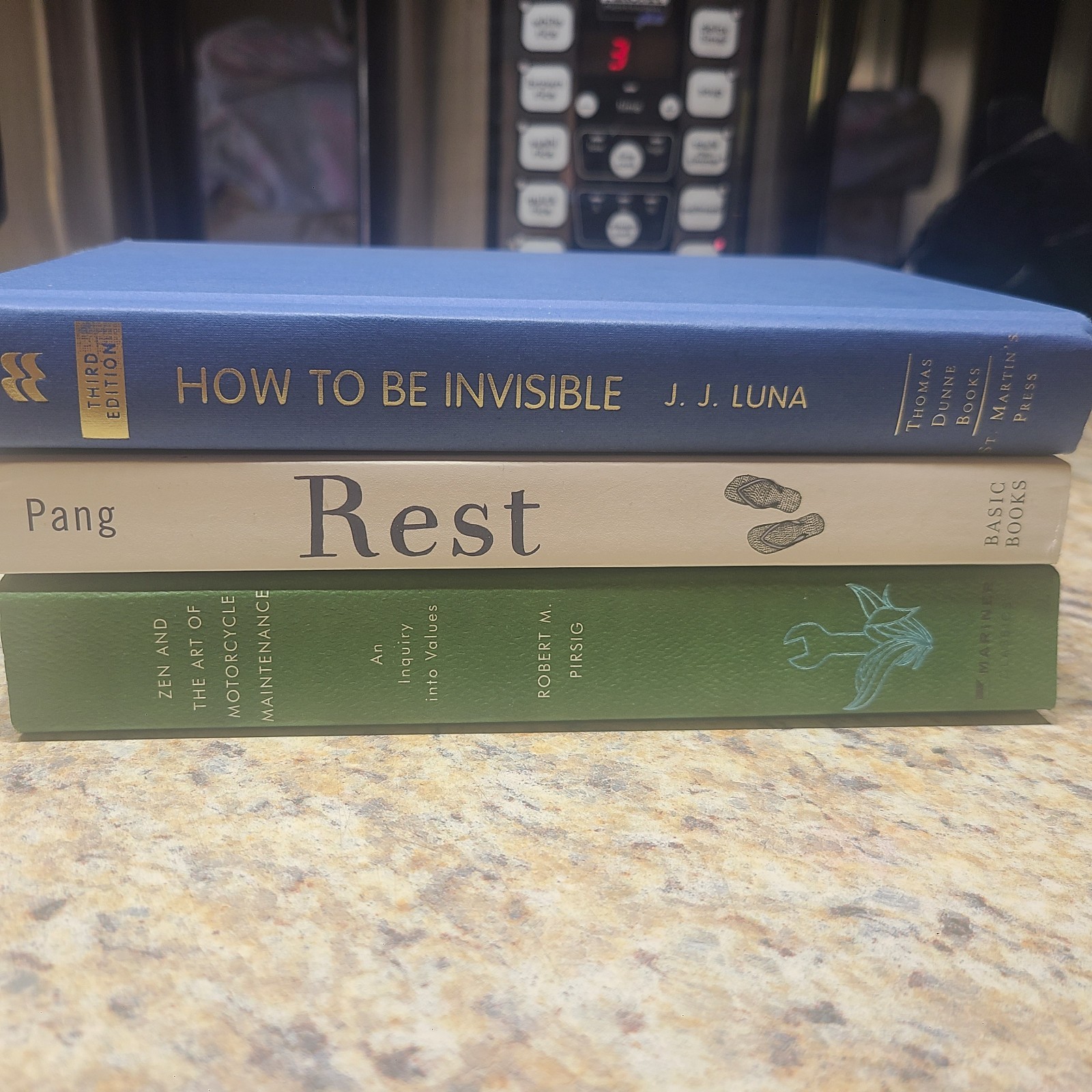 Zen Motorcycle Rest Pang Invisible Luna Books Lot