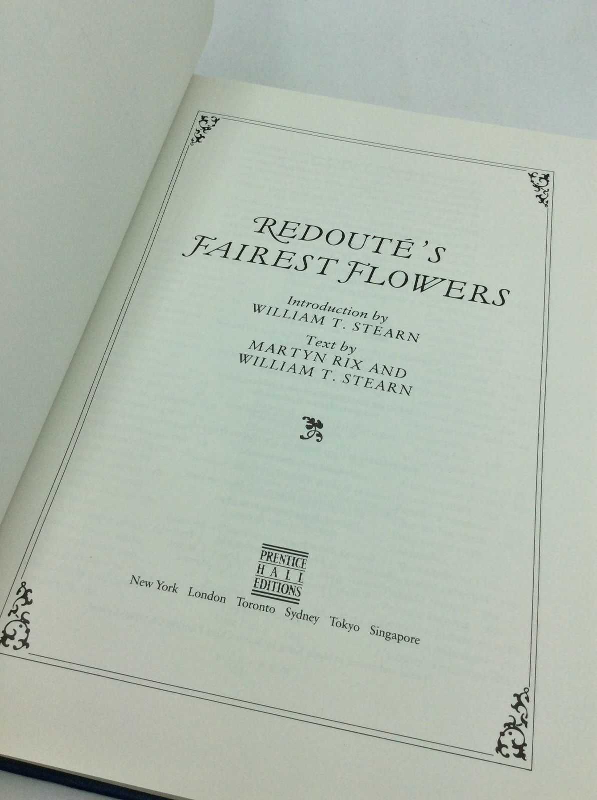 REDOUTE’S FAIREST FLOWERS – Martyn Rix and William T. Stearn – 1987 -illustrated