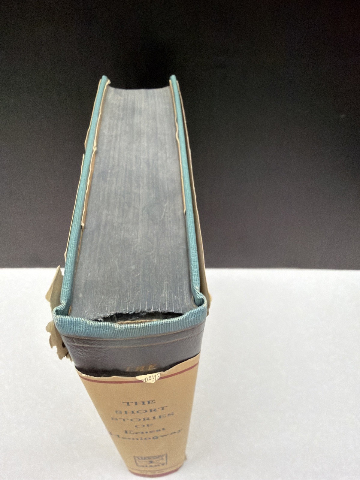 The Short Stories Of Ermest Hemingway 1938 Modern Library HC/ DC