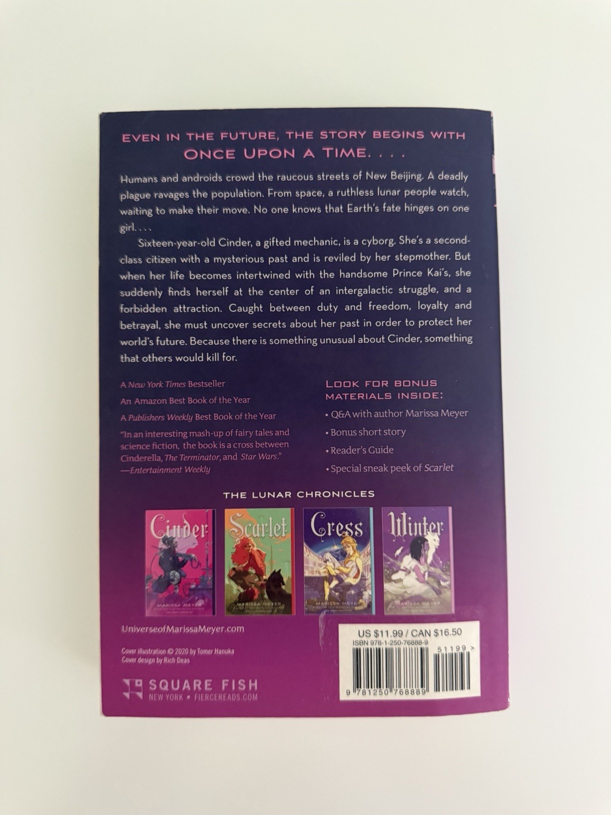 Cinder Marissa Meyer Paperback Square Fish Lunar Chronicles Bonus Edition