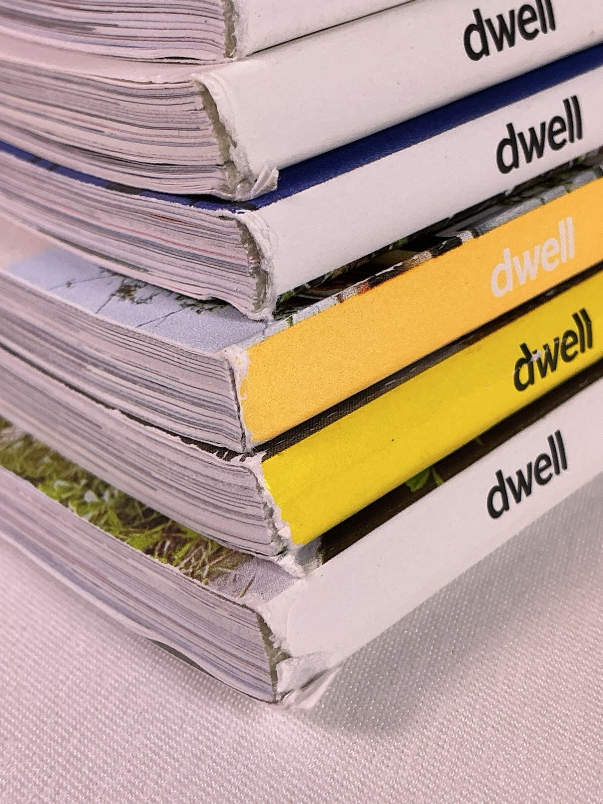 DWELL Lot x 8 (’22-’24) Magazine: At Home in the Modern World, Interior Design