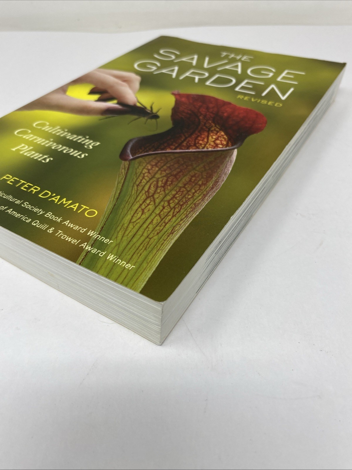 Savage Garden Revised Edition Carnivorous Plants Paperback Clean Pages