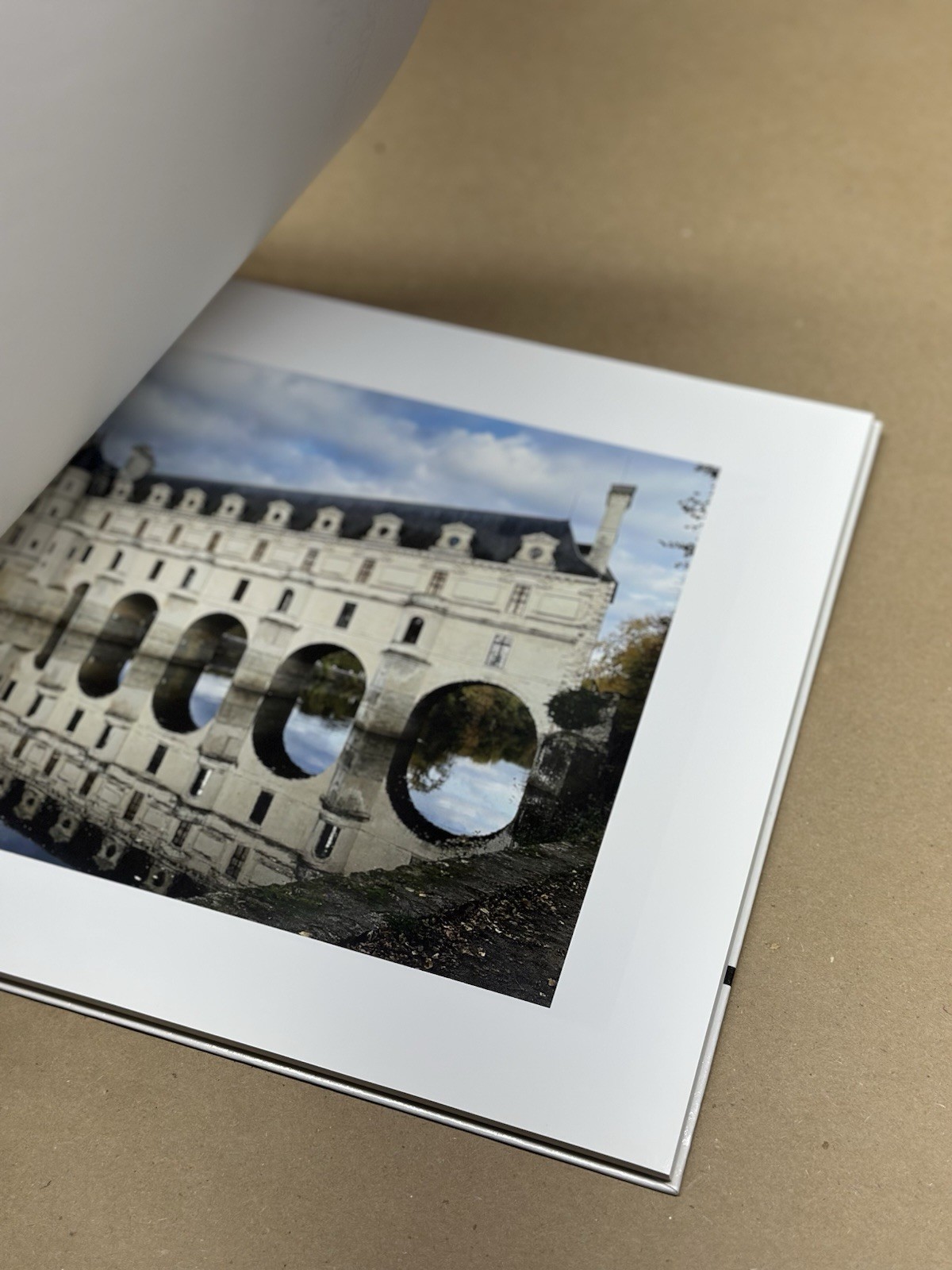 CHANEL Le Château des Dames Métiers 2020/21 Runway Press Kit–Rare VIP Edition