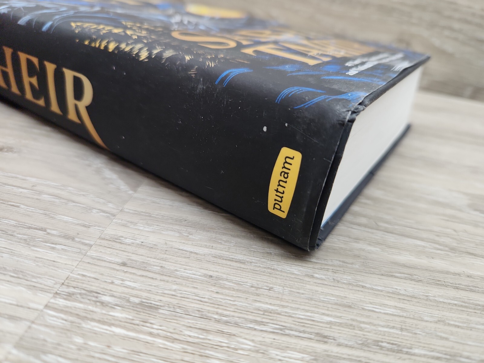 Heir Hardcover – 2024 by Sabaa Tahir ( Shelf Pull Light Wear As Shown)