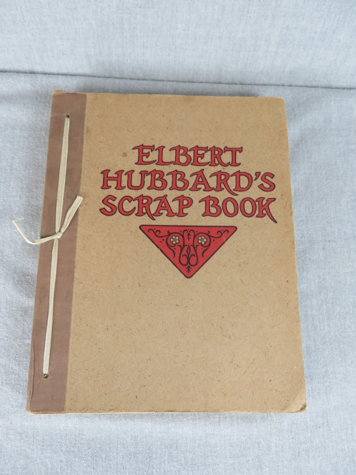 Elbert Hubbard’s Scrap Book 1923 by Roycrofters 228 Pages + Indexes