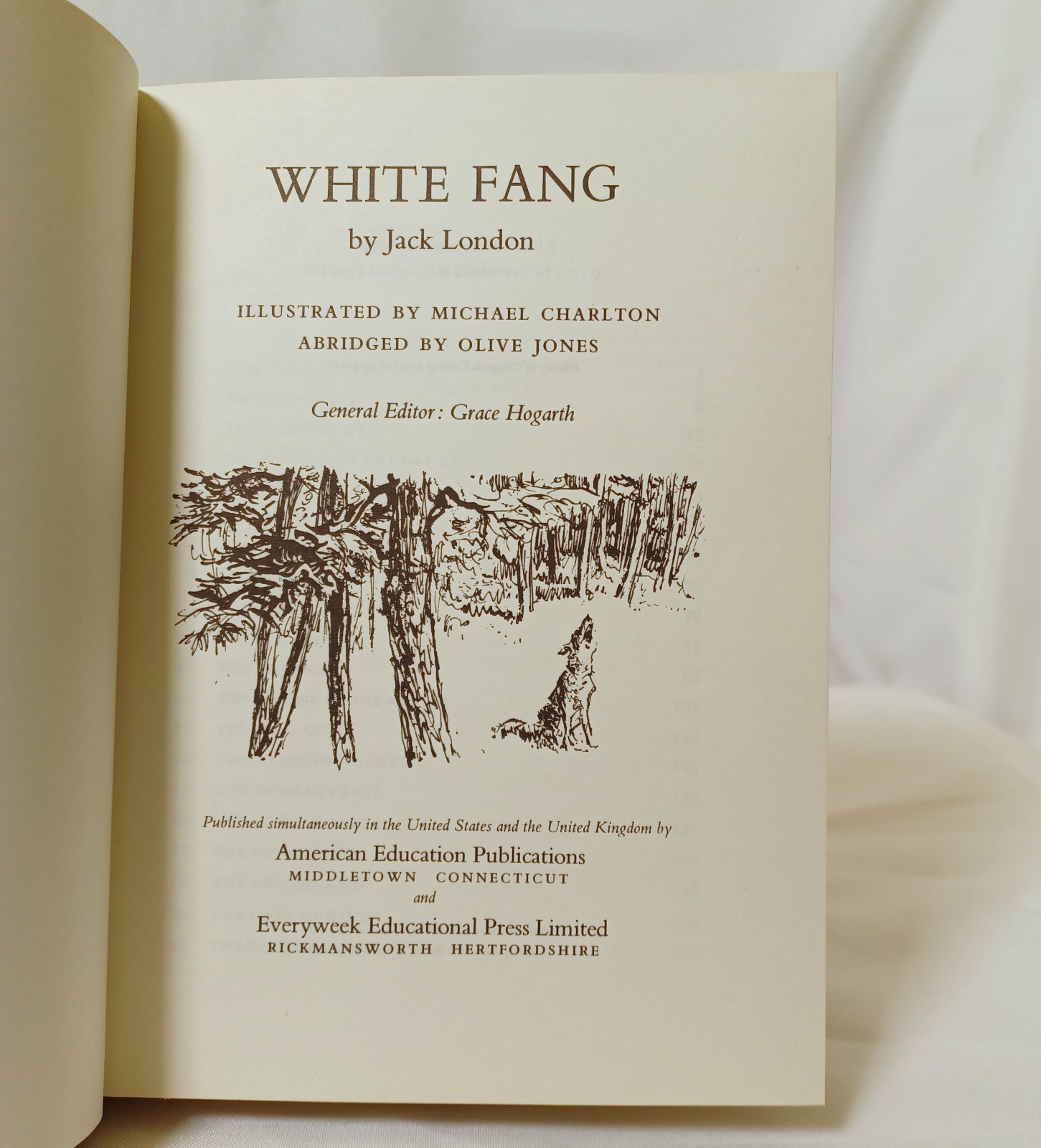 White Fang by Jack London HC Illustrated Book 1971