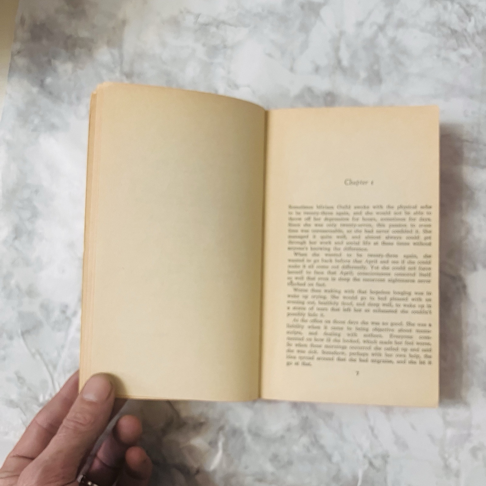 Where the Lost Aprils Are – Elisabeth Ogilvie PB
