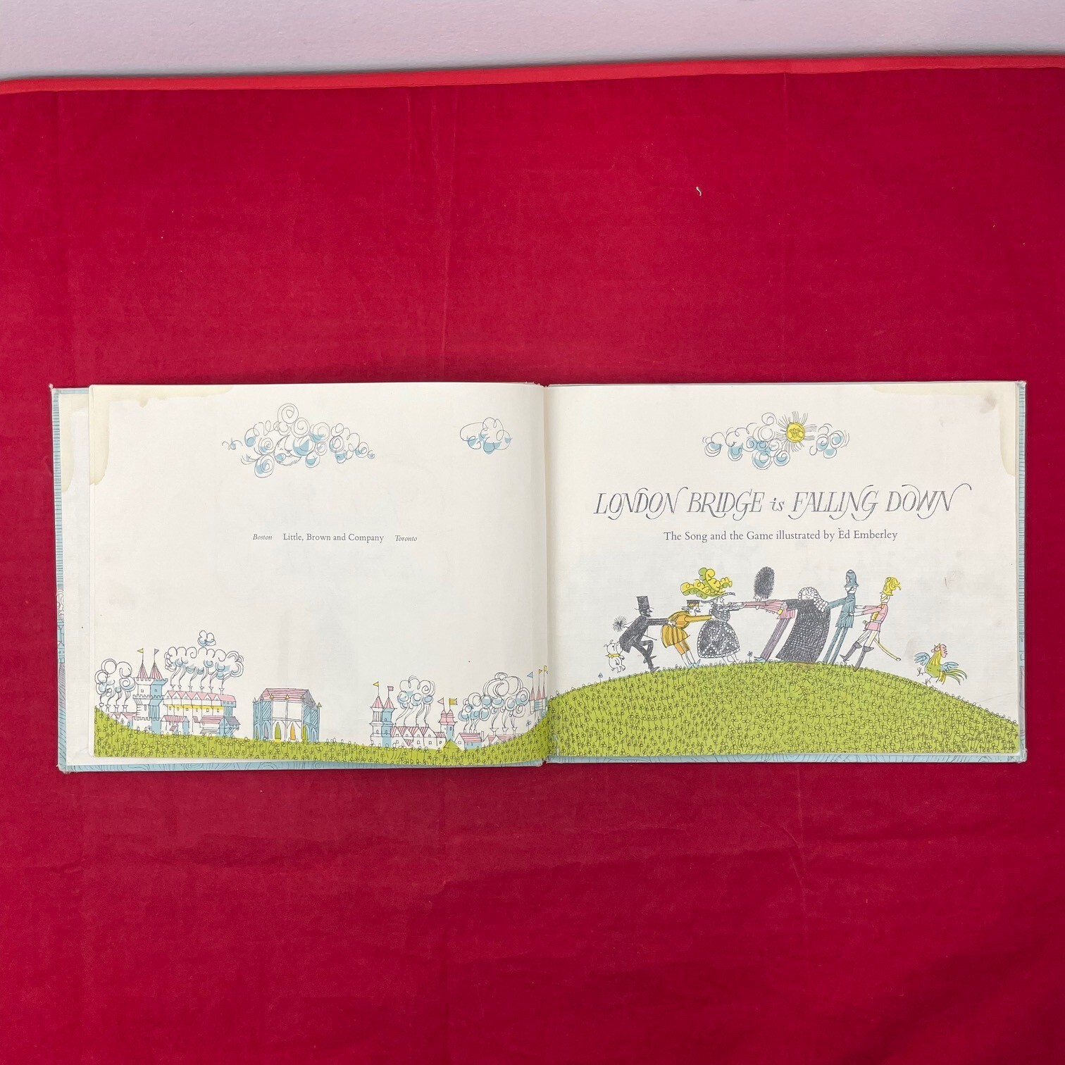 Vintage 1967 London Bridge Is Falling Down Ed Emberley Hardcover Book – Discard
