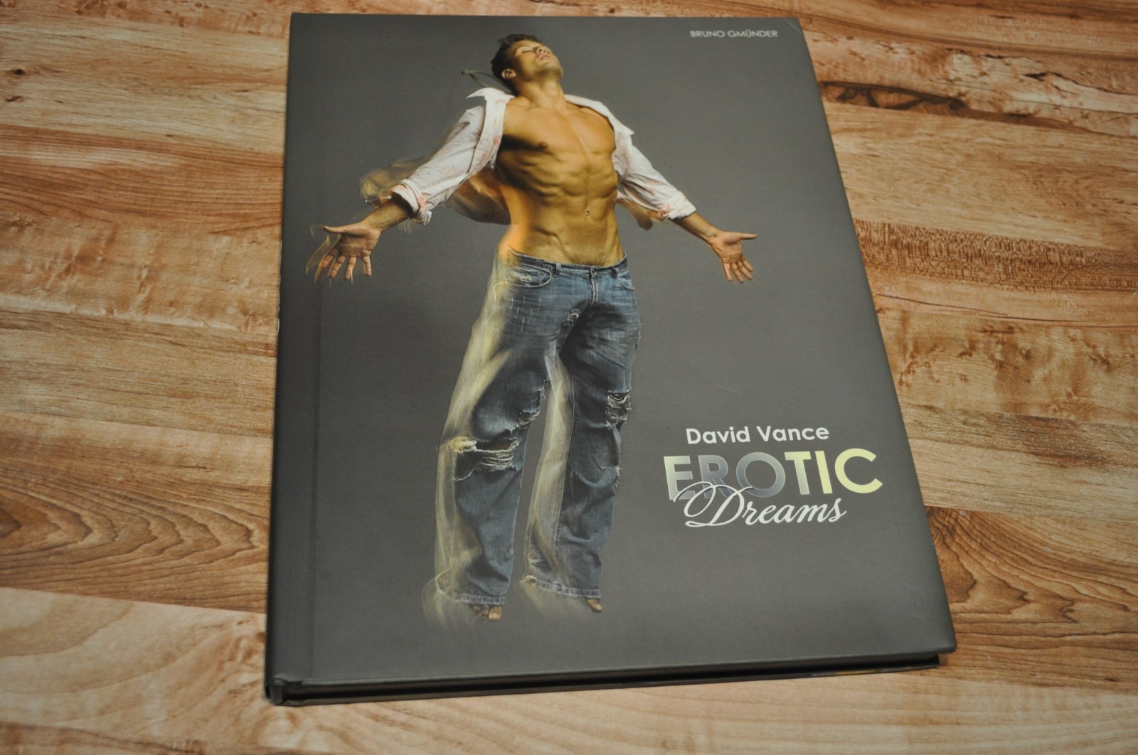 LIVRE David VANCE, «Erotic Dreams», 148 pages, 117 photos, 26 X 34 cm.