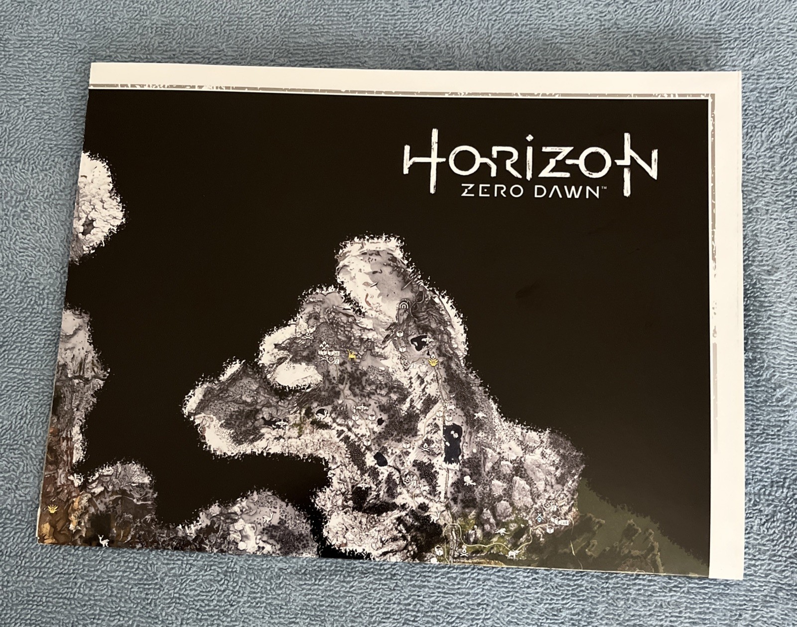 HORIZON: Zero Dawn (Collector’s Edition Guide) (Future Press) HARDCOVER